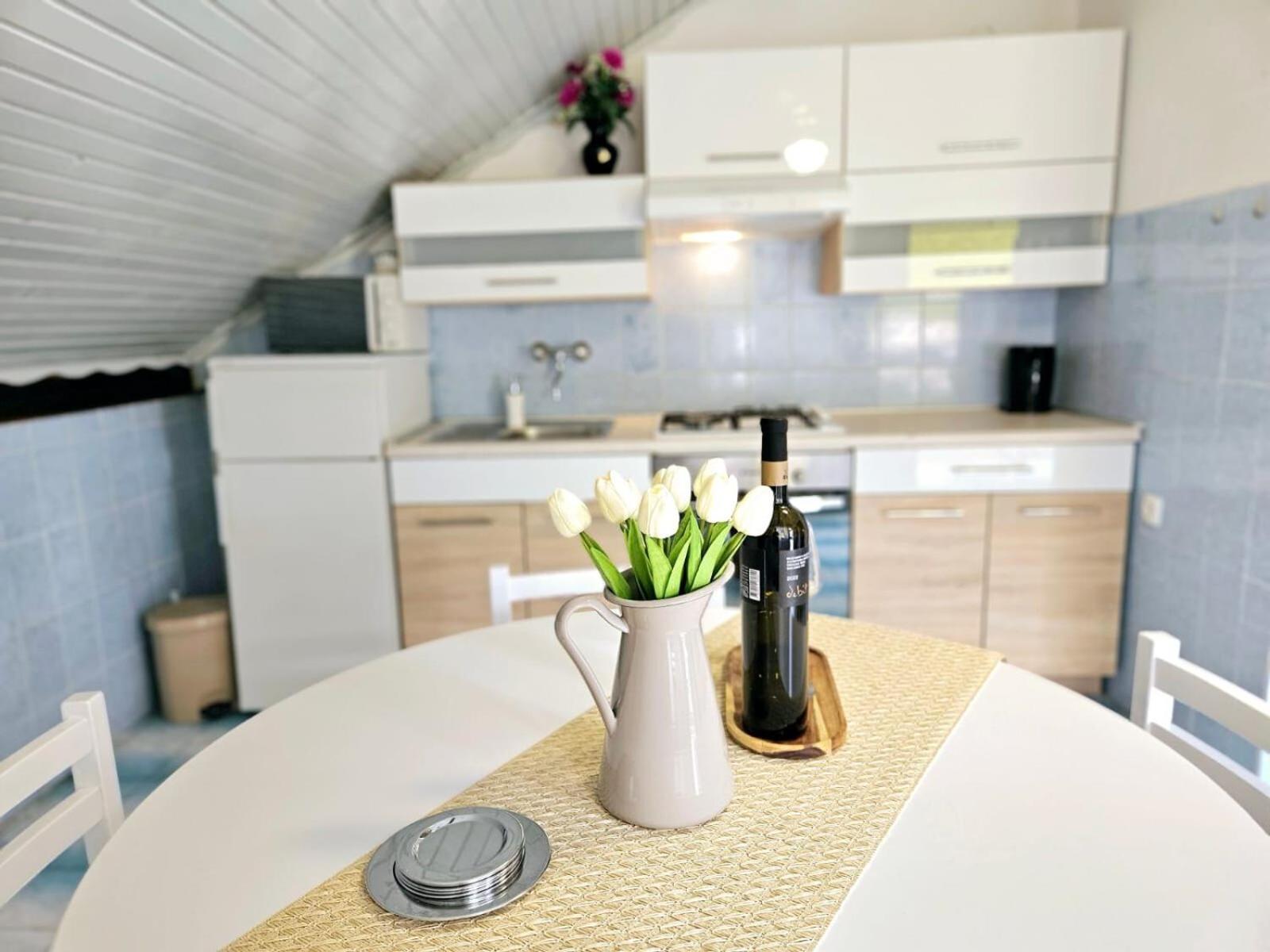 Apartments Marijana โวดีเซ ภายนอก รูปภาพ