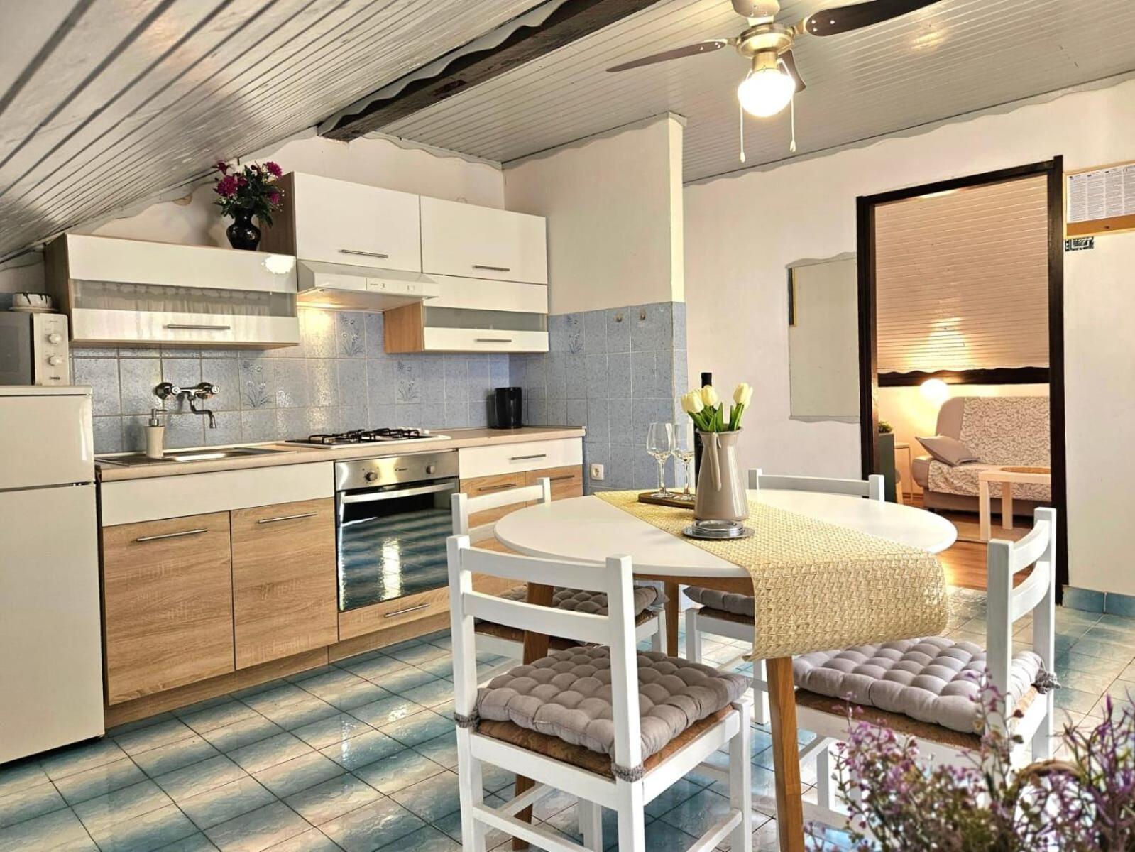Apartments Marijana โวดีเซ ภายนอก รูปภาพ